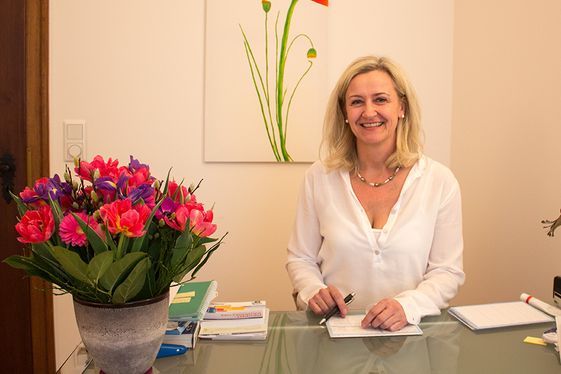 Ärztin Osteopathin Homöopathin - Bettina Aulich
